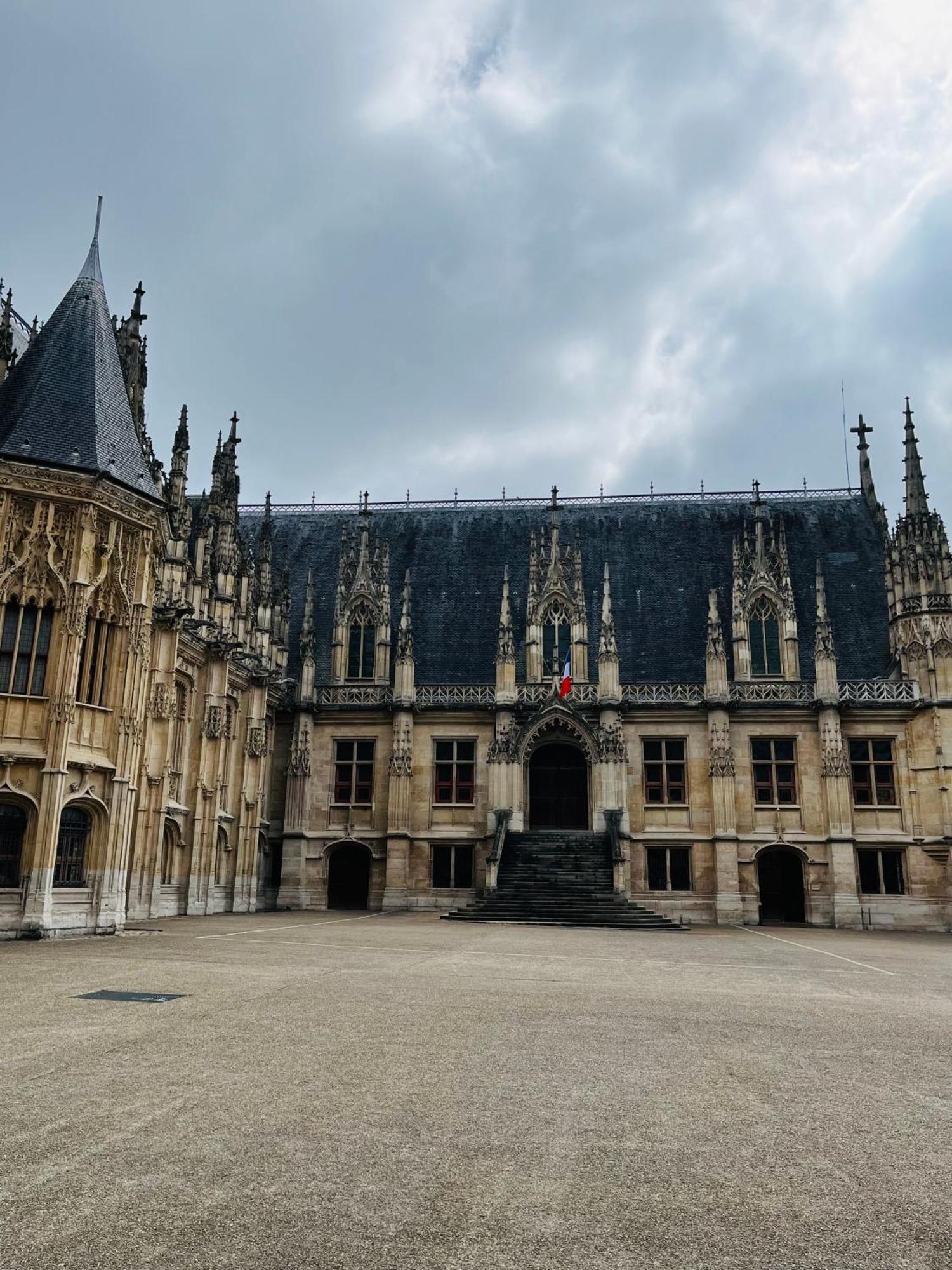 Saint Nicaise - Centre Historique De Rouen Appartement Buitenkant foto